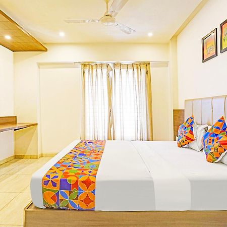 Fabhotel Prime Sky Light فَدودارا المظهر الخارجي الصورة