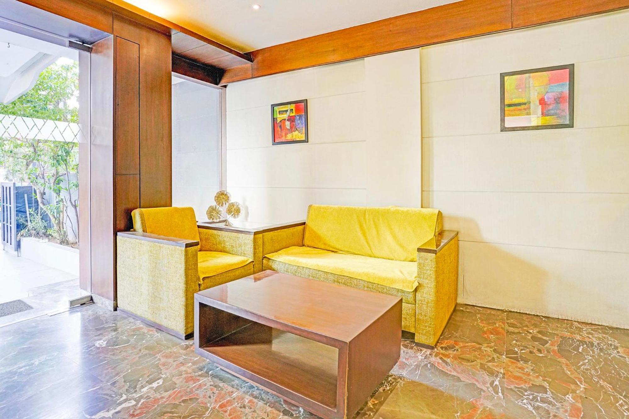 Fabhotel Prime Sky Light فَدودارا المظهر الخارجي الصورة